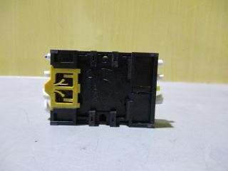  OMRON E5C2-R20P Temperature Controller