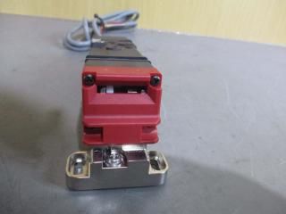  omron D4SL-N2HFG-D żåեƥɥå