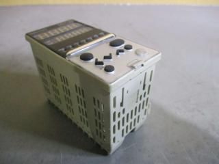  Yamatake SDC35  Digital indication controller
