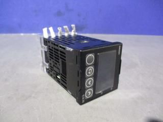  OMRON E5CN-Q2H03T-FLK Temperature Controller