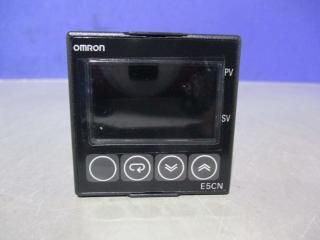  OMRON E5CN-Q2H03T-FLK Temperature Controller