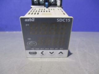  yamatake-Honeywell SDC15 igitronik Controller /AT8-DF11K