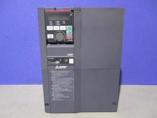  MITSUBISHI INVERTER FR-A820-11K-1 С 3PH AC200-240V