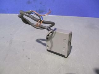   OMRON E3S-CL2 Υť