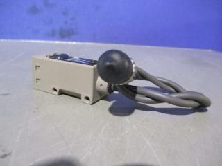   OMRON E3S-CT11-L-M1J Υť