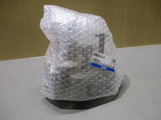  SMC  ARM410-04-K2   regulator
