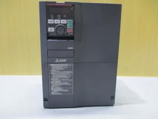  MITSUBISHI INVERTER FR-A820-11K-1 С 3PH-AC200-240V