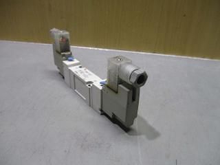  SMC SY7240R-5DZE 5ݡȥΥɥХ DC24V