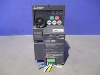  MITSUBISHI FR-E720-0.1K С 200V