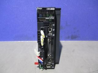 OMRON R88D-KT02L 200W AC SERVO DRIVE