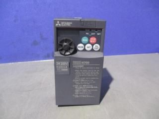  MITSUBISHI INVERTER FR-E720-0.2K С