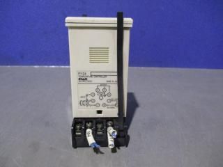  FUJI PYZ4 TEMPERATURE CONTROLLER