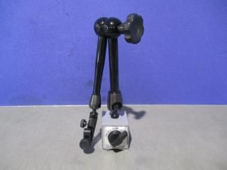  SUPORTE MAGNETICO UNIVERSAL N7033B