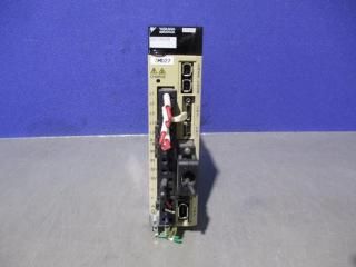  YASKAWA SGDV-2R8A21B  SERVOPACK