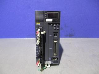  KEYENCE  SV-100P2 Servo Drive