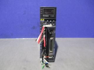  KEYENCE AC SERVO SV-020P2