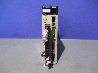  YASKAWA  SGDV-2R8A21B AC Servo Driver 400w 