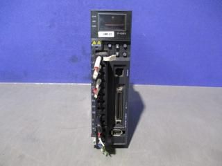  KEYENCE AC SERVO SV-020P2