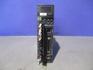  KEYENCE SV2-010L2 ACܥƥࡡ200W⡼ 