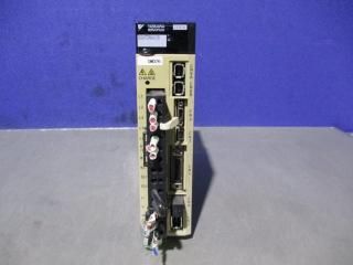  YASKAWA  SGDV-2R8A21B AC Servo Driver 400w 