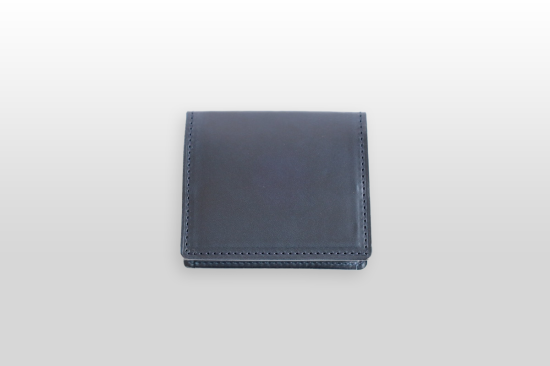 <img class='new_mark_img1' src='https://img.shop-pro.jp/img/new/icons1.gif' style='border:none;display:inline;margin:0px;padding:0px;width:auto;' />Natural vegetable tan "Box Coin Case"(Deep Blue)