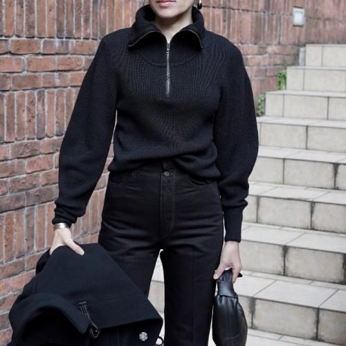 ZIPPED SWEATER