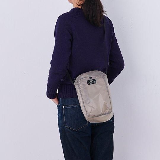 CAMP POCHETTE 'L / HALF'
