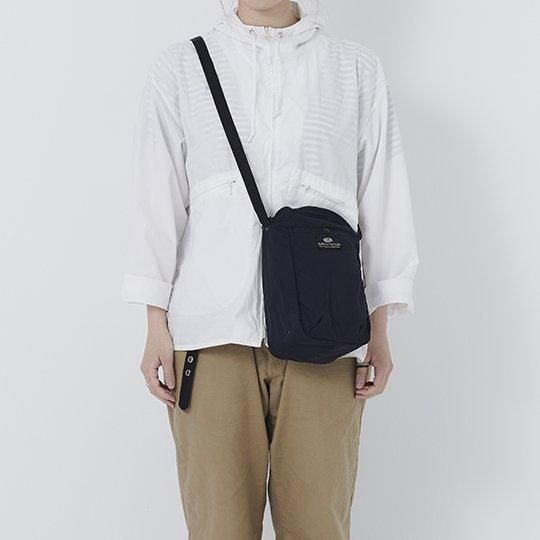 POCHETTE MAT 'L / HALF'