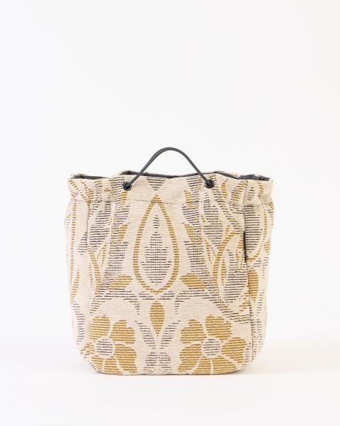 <img class='new_mark_img1' src='https://img.shop-pro.jp/img/new/icons1.gif' style='border:none;display:inline;margin:0px;padding:0px;width:auto;' />GOBELIN SPINDLE S BEIGE