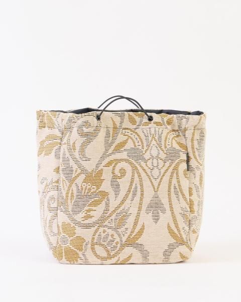 <img class='new_mark_img1' src='https://img.shop-pro.jp/img/new/icons1.gif' style='border:none;display:inline;margin:0px;padding:0px;width:auto;' />GOBELIN SPINDLE M BEIGE