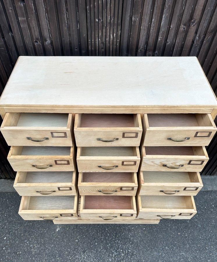 杉材 ２杯抽斗付き展示台　花台 置床 小引き出し ローボード 古家具 古道具 杉材 2杯抽斗付き展示台 花台 置床 小引き出し ローボード 古