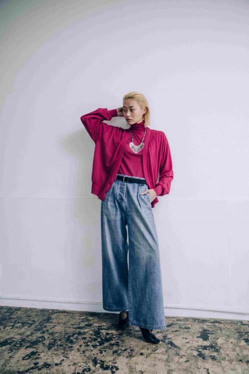 HIGH RISE BAGGY DENIM PANTS