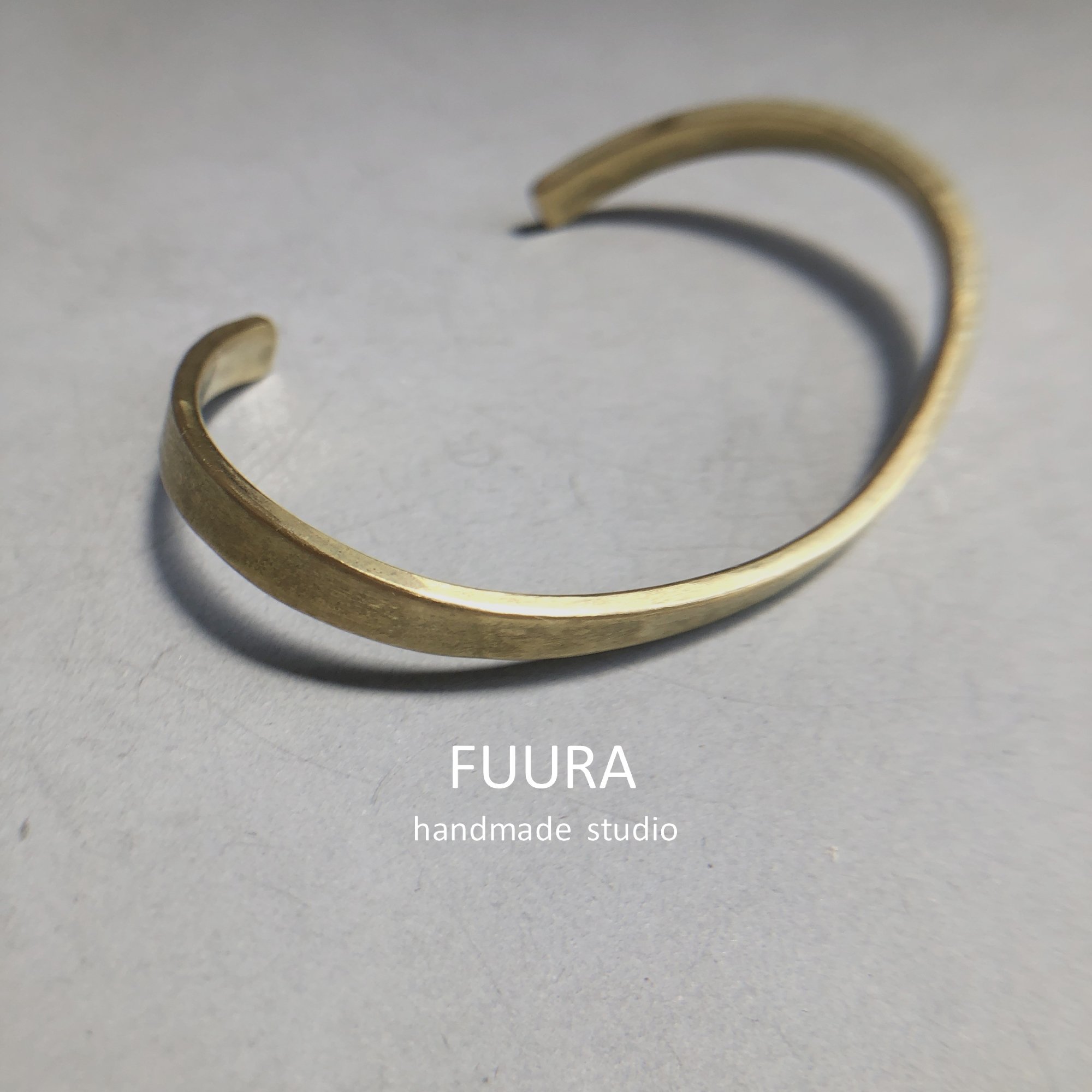 brass bangle wave / 真鍮バングル ウェーブ - FUURA handmade studio