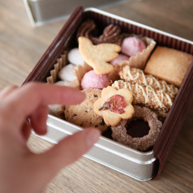折々のクッキー缶 3月（2月21日発売分）【錢屋カフヱー】※送料込み