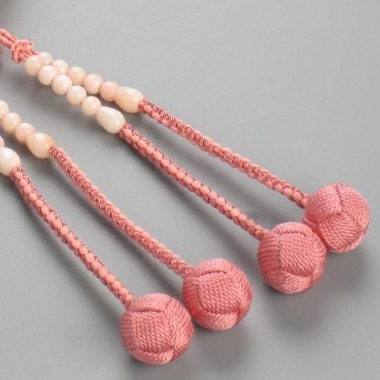 真言宗 女性用 ピンク珊瑚 八寸 正絹梵天房(しょうけんぼんてんふさ)の写真