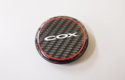 COX フロアマットカーボンバッジ（レッド） - COX official online store