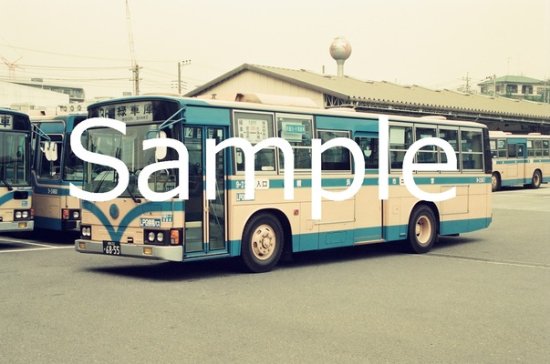 特典付き】昭和末期~平成のバス大図鑑４ 横浜市交通局 - SHOSEN ONLINE 