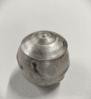 ǡ/  Jewel shape Small Vessel with Lid 