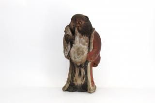 ��Ҥ���äƤ���ì��Monk Tanuki holding a folding a Fan