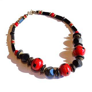 60s Vintage Red & Black Design Beads Necklace