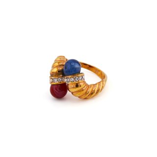 Vintage Gold Tone  Glass  Rhinestone Design Ring