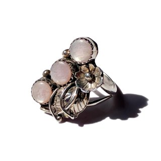 80s Vintage Flower Motif Mother of Pearl Silver Ring