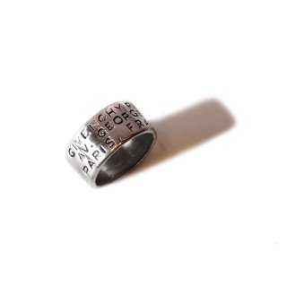 GIVENCHY Vintage Ring