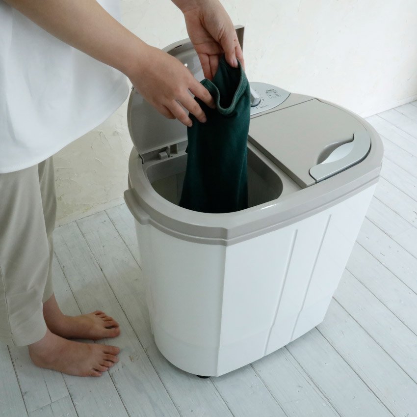 二槽式洗濯機2022年式 - 洗濯機