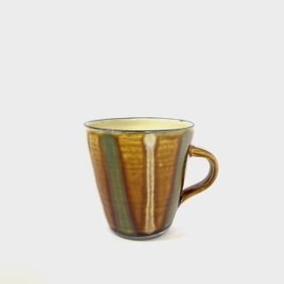 台形マグカップ 飴に白青細垂幕<p></p>小鹿田焼 黒木昌伸窯<p></p>大分<p></p>