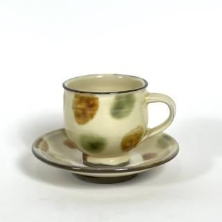 カップ&ソーサー白地に青飴ぼかし<p></p>小鹿田焼 黒木昌伸窯<p></p>¥3,050→¥2,600