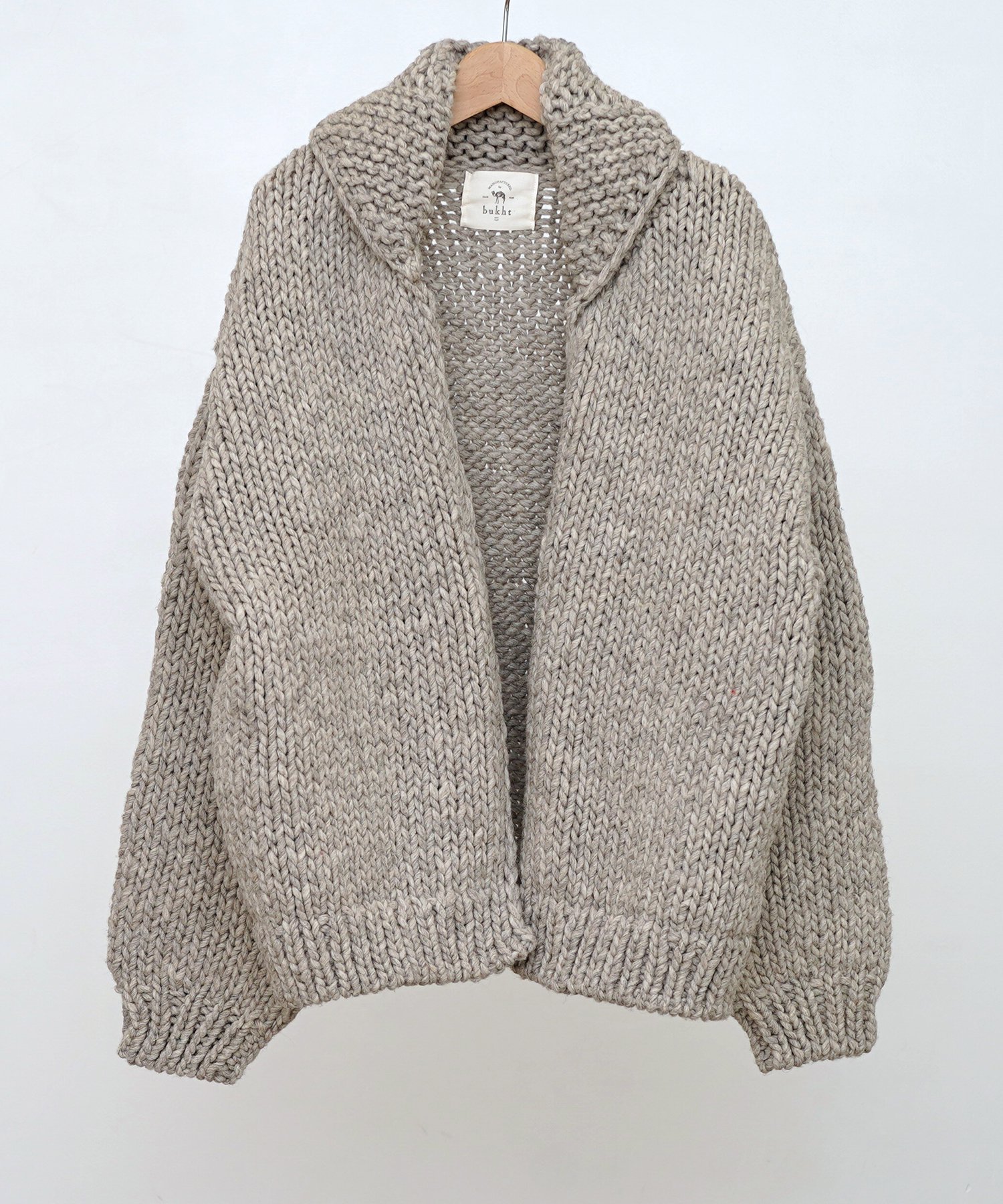 bukht / ֥եȡPeruvian Hand-knit Buttonless Cowichan Sweater 󥻡