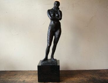 彫刻家 本田明二 裸婦ブロンズ像