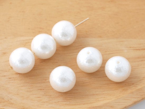 white glitter pearl beads 12mm
