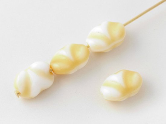 vintage ivory beige popcorn beads 9x6.5mm